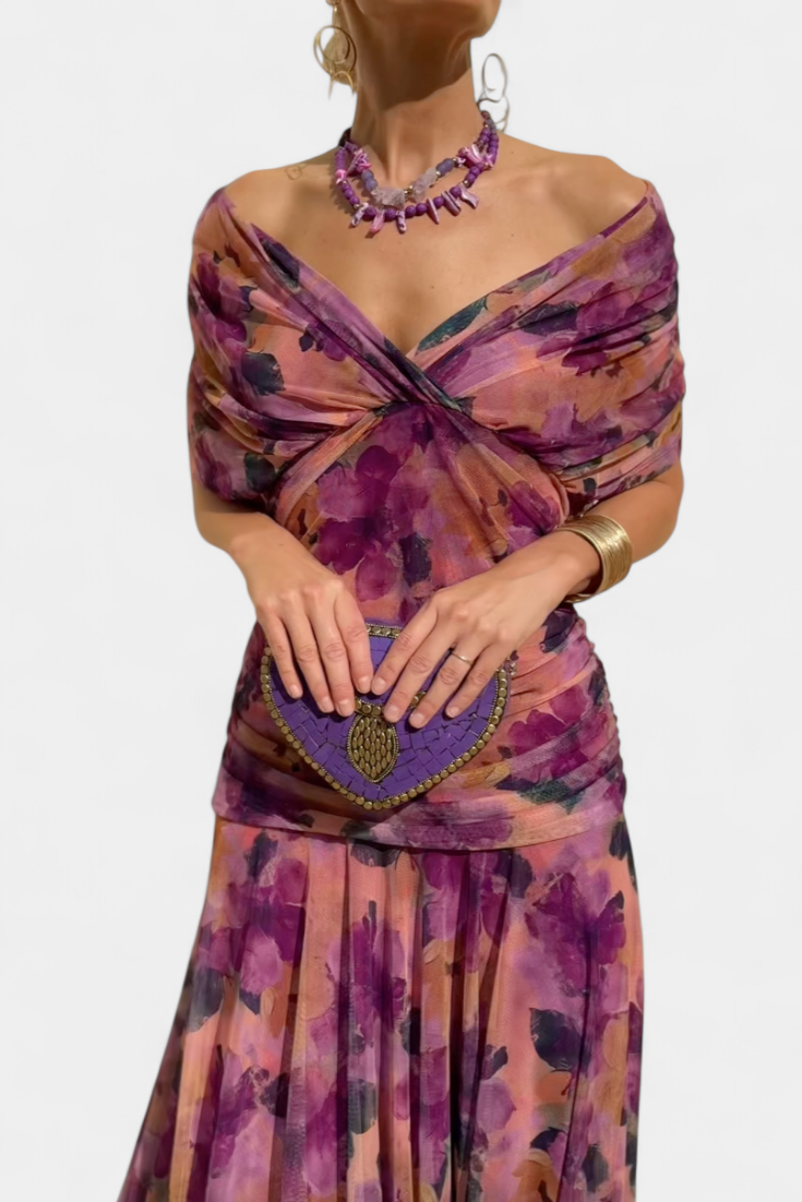 VESTIDO ENVOLVENTE ESTILO CRUZADO